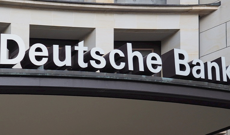 Deutsche Bank yedi yıl aradan sonra endeksteki yerini aldı