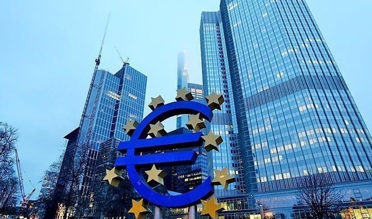 Euro Bölgesi'nde perakende satışlar Kasım'da arttı