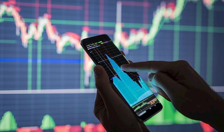 Borsada bugün temettü ödeyen 2 hissenin fiyatında düzeltme yapıldı (12 Kasım)