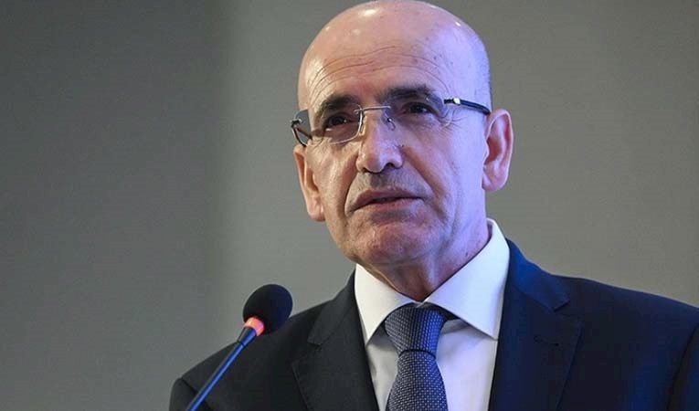 Şimşek: Küresel koşulların zorluklarına rağmen ihracat, dirençli yapısını koruyor