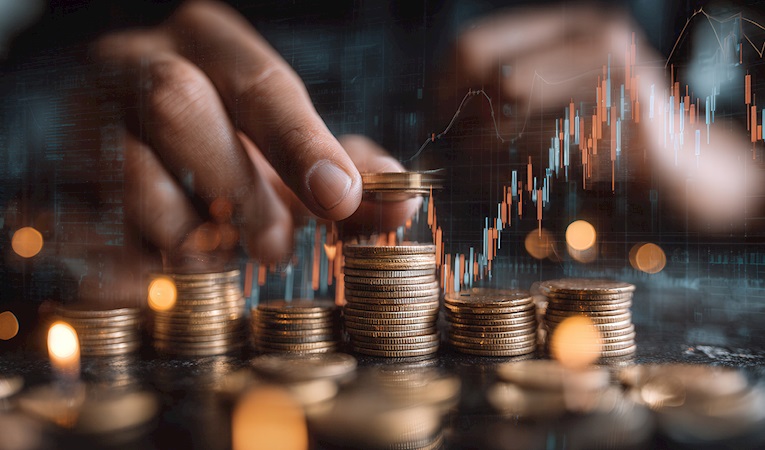 “Parayı izlemeyen ekonomi kör uçar” 