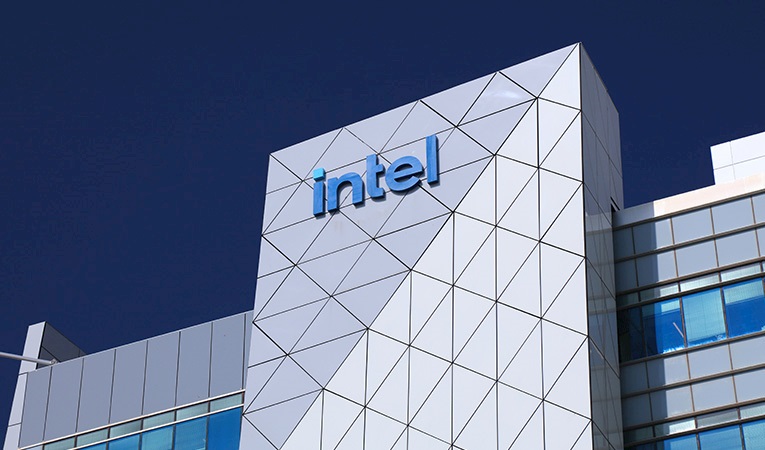 Japon devden Intel'e 2 milyar dolarlık yatırım