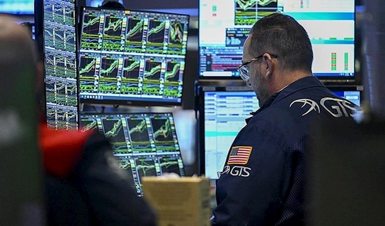 New York borsası düşüşle açıldı