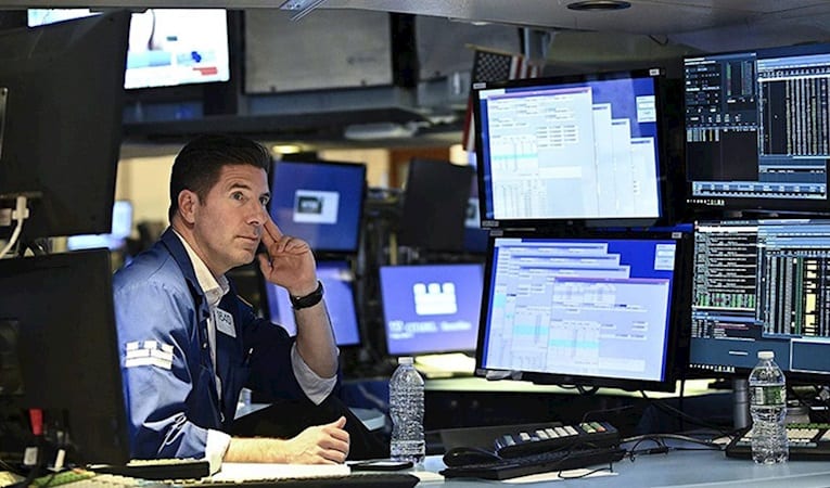 Küresel piyasalar haftaya satış baskıyla başladı