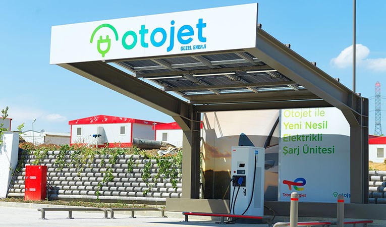 Elektrikli araç şarj lisansı alan ilk akaryakıt şirketi