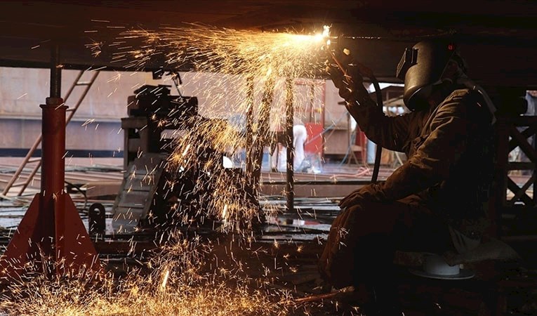 Sanayi üretiminde pandemi sürecinden bu yana ilk yıllık daralma