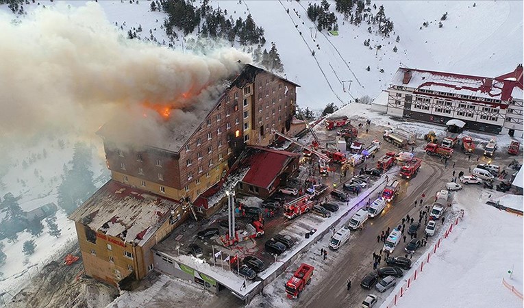 Kartalkaya'da otelde yangın: 10 ölü, 32 yaralı