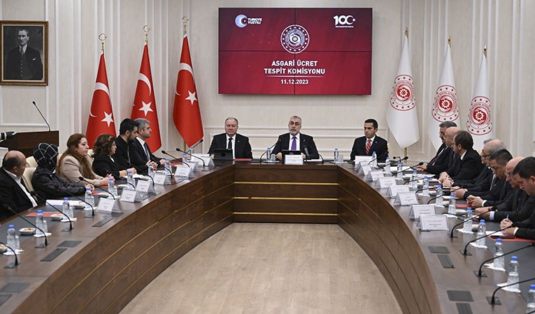 Asgari Ücret ne kadar olacak? Bakan Işıkhan'dan açıklama