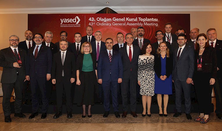 Sanayi Bakanı Kacır, YASED Genel Kurulunda konuştu