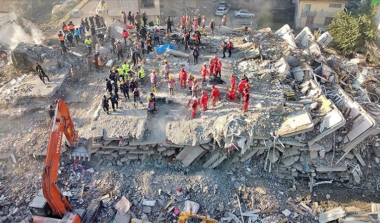 Deprem bölgesinde son durum: Can kaybı 38 bini aştı