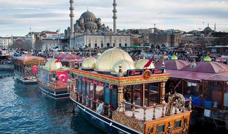 Mahkeme, Eminönü balıkçılarını haklı buldu