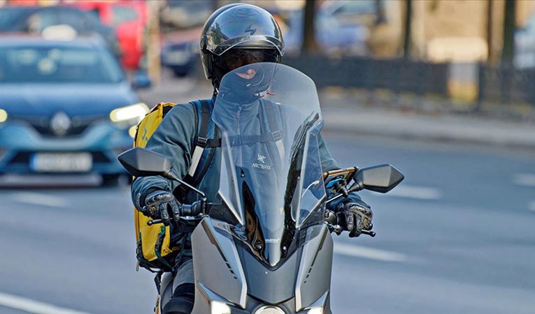 "Hızlı ticaret" bir yılda katlandı, motokuryeler akşam mesaisine kaldı