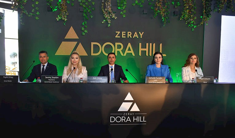 Zeray yeni projesi Dora Hill’i tanıttı