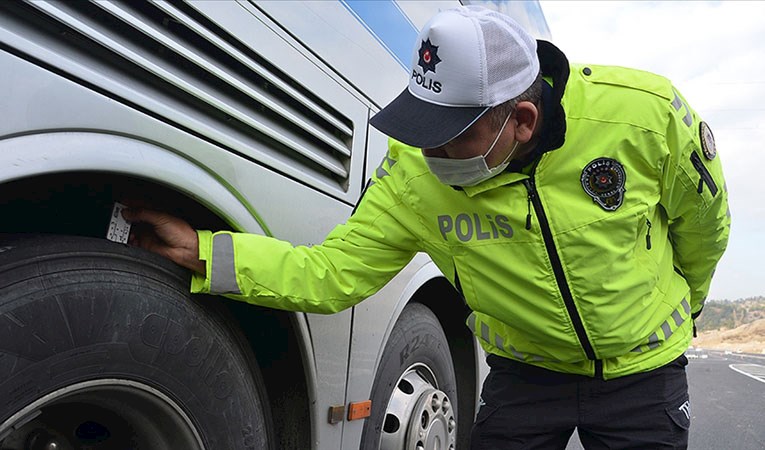 Zorunlu kış lastiği uygulaması sona erdi