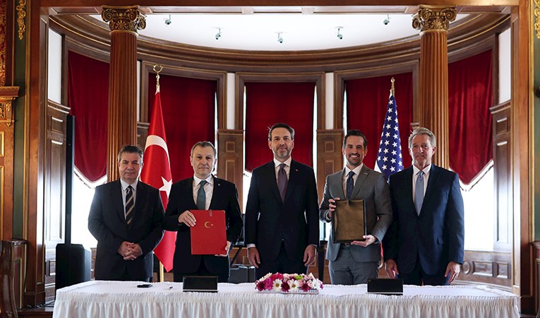 BOTAŞ ve ExxonMobil, LNG anlaşması imzaladı