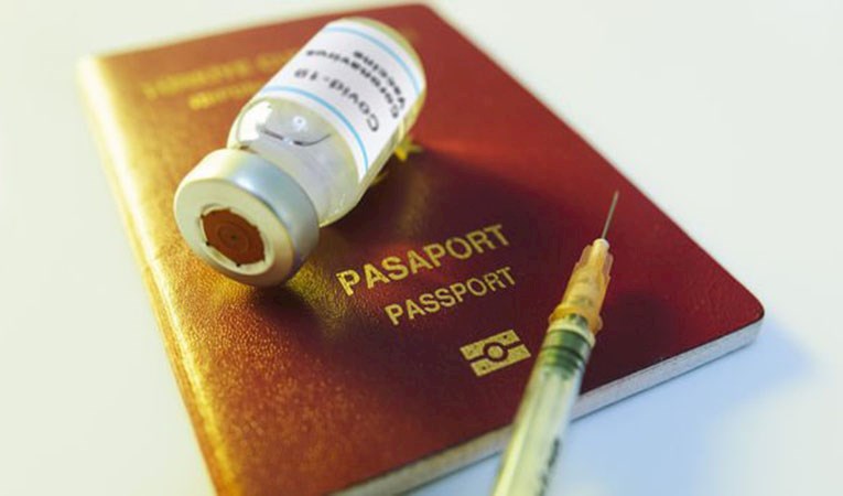 Aşı pasaportu Avrupa Parlamentosu'ndan geçti