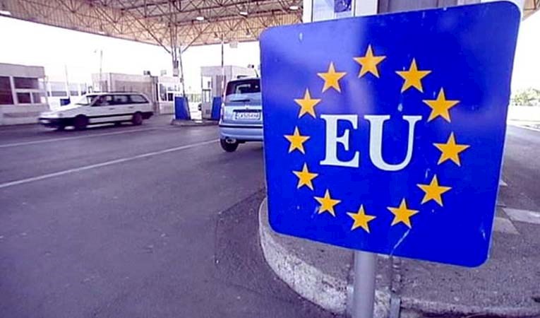 Dışişleri: Schengen'de sıkıntı yok