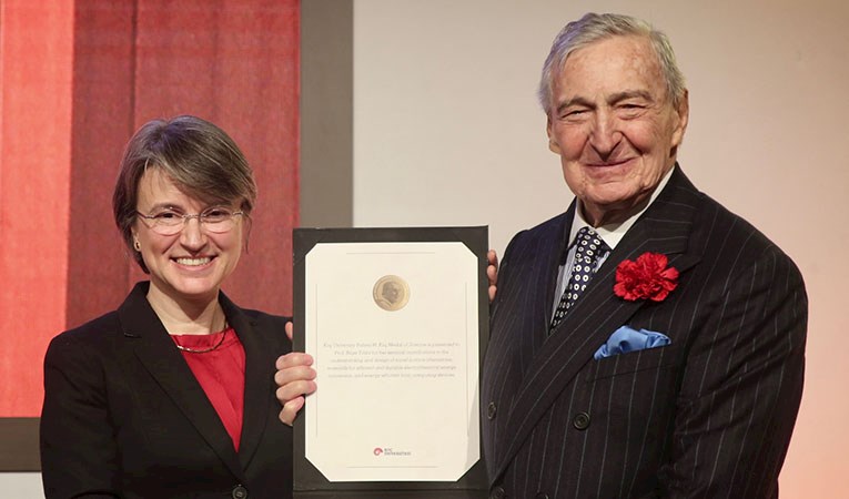 Rahmi M. Koç Bilim Madalyası Prof. Dr. Bilge Yıldız'a verildi