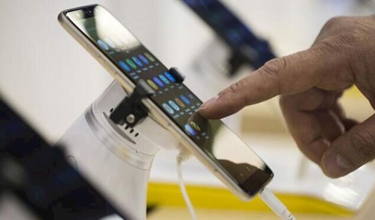 AB, akıllı telefon ve tablet üreticilerine katı kurallar getiriyor