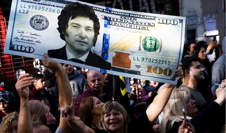 Arjantin'de dolar için 'şok terapi' kararı