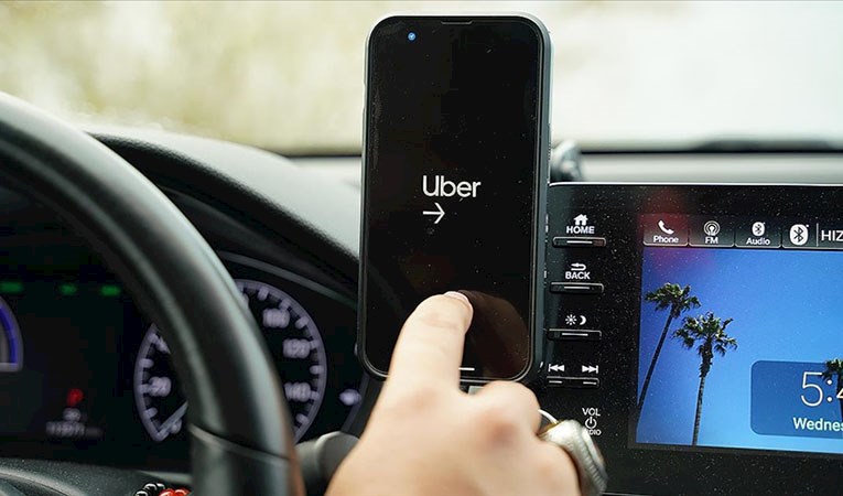 Uber, Avustralyalı taksi şoförlerine tazminat ödeyecek