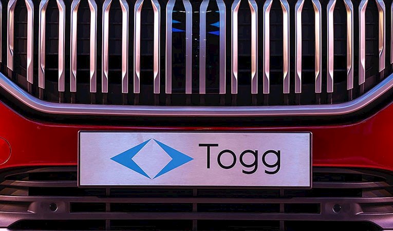 TOGG, yeni modelinin ilk görüntüsünü paylaştı