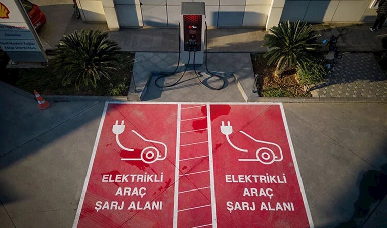Bayramda elektrikli otomobille yola çıkacaklara "rezervasyon" önerisi