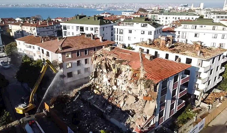 İstanbul'da acil dönüştürülmesi gereken 7 ilçe raporlandı