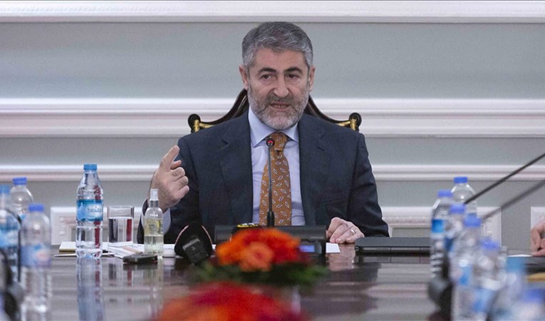 Bakan Nebati Londra'dan yeni paket açıkladı: Yastık altı altın sisteme girecek