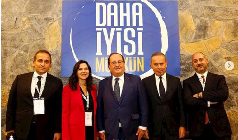 Fransa Eski Cumhurbaşkanı Hollande, UEZ’de iş dünyası liderleriyle bir araya geldi