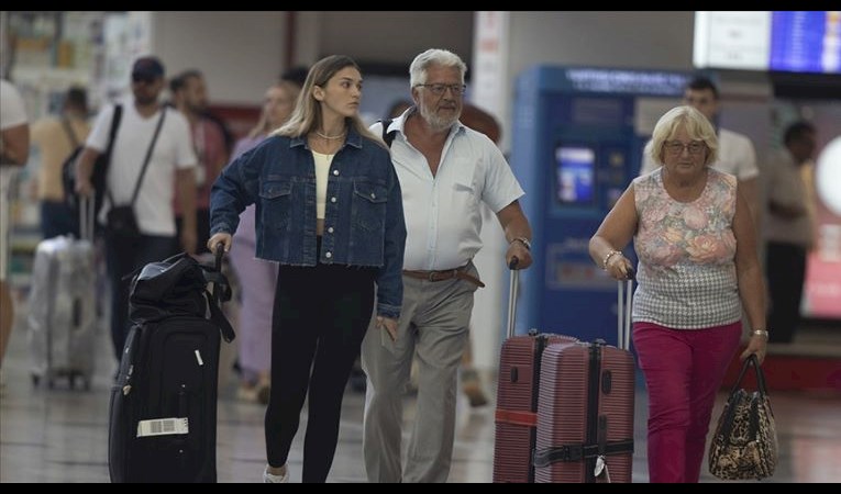 Antalya’ya hava yoluyla gelen turist sayısı 11 milyonu aştı: Zirvedeki ilk 3 ülke