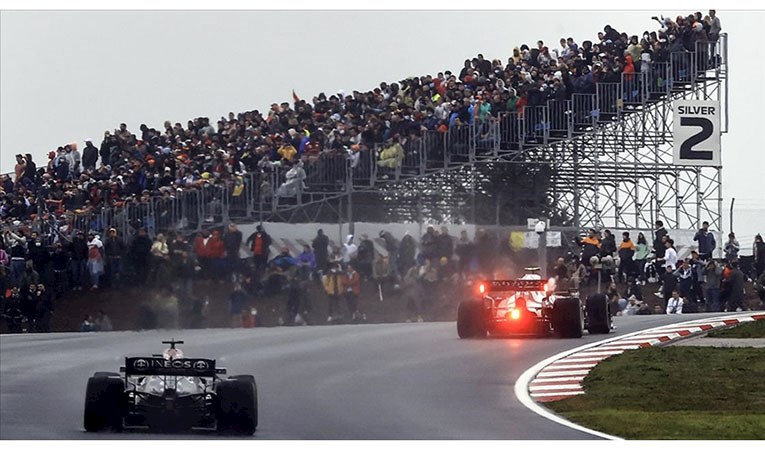 Formula 1 Türkiye Grand Prix'sini 190 bin kişi yerinde izledi