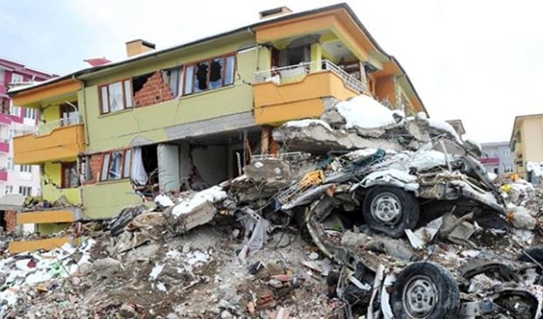 Deprem vergileriyle ilgili tartışmalara yanıt: Çarçur edilmedi 