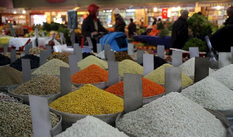 4 kişilik ailenin yoksulluk sınırı 16 bin 52 lira oldu
