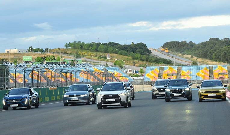 Otomotiv pazarı 2023'te rekor kırdı