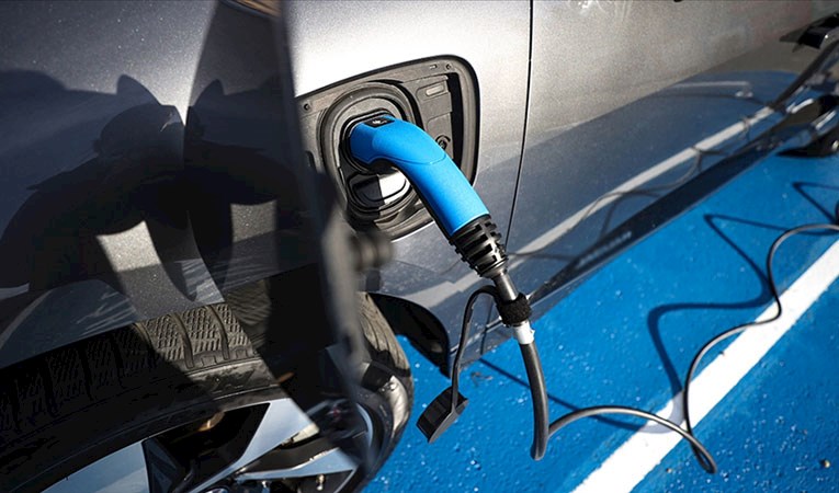 Elektrikli araç şarj istasyonlarına yatırım desteği