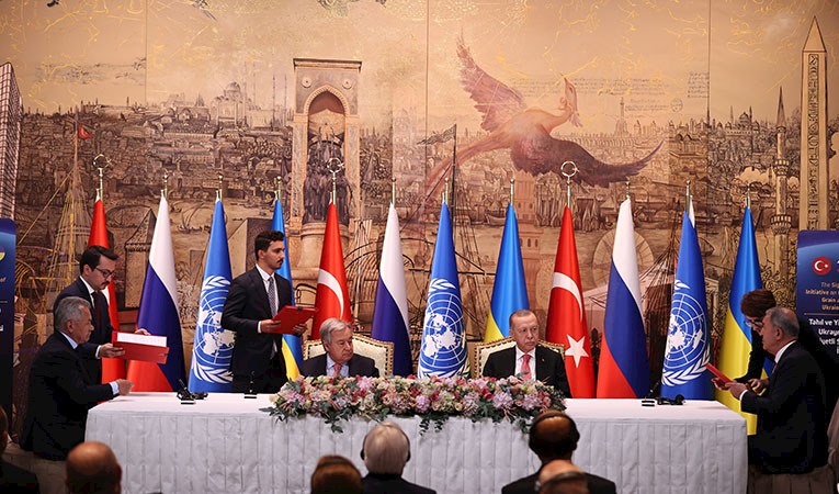 Tahıl koridoru anlaşması imzalandı