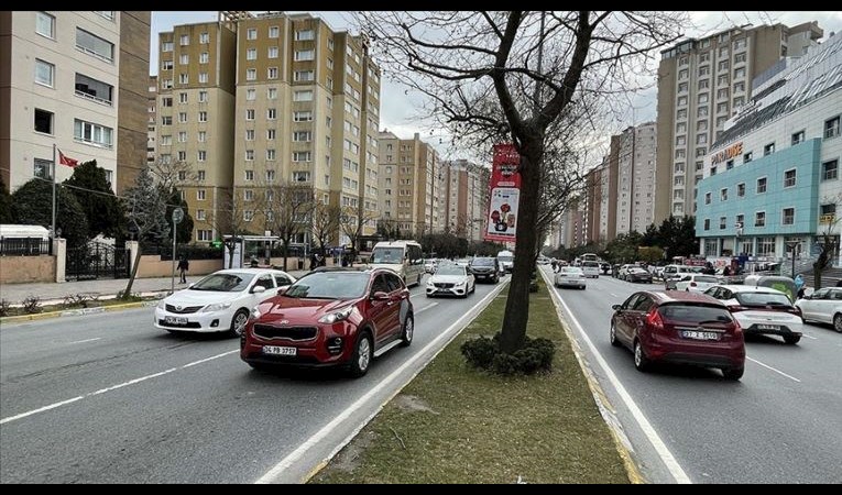 Bu mahalle yaklaşık 112 bin sakiniyle 3 il ve 758 ilçeden daha büyük