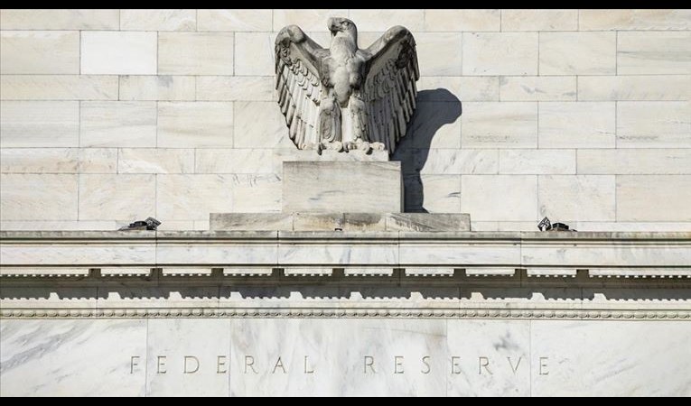 Fed faiz oranını sabit tuttu