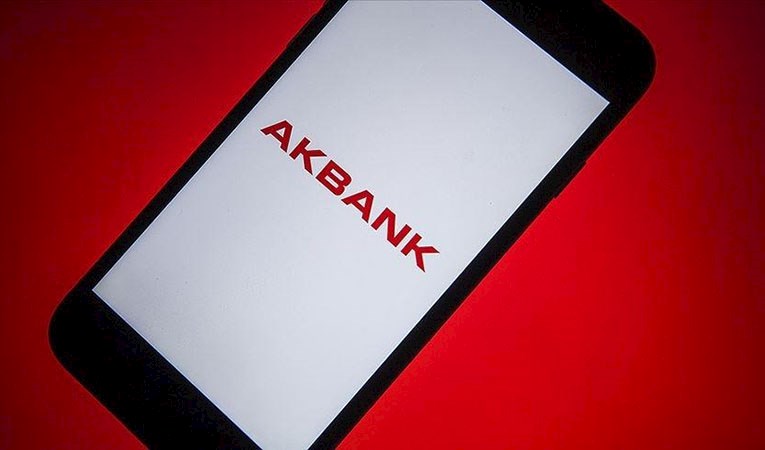 Akbank'tan 3. çeyrekte beklentinin üzerinde net kâr