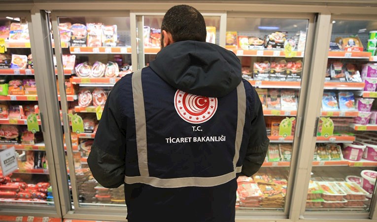 Fahiş fiyat ve stokçuluk cezaları artıyor