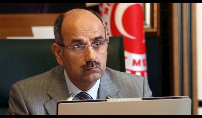 Kabinede değişiklik var: Pakdemirli ayrıldı, Kirişci atandı