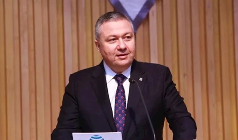 İTHİB'de Ahmet Öksüz yeniden başkan seçildi